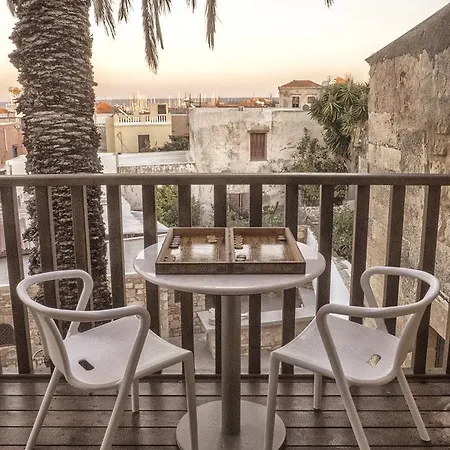 Trinity Boutique Hotel 3*