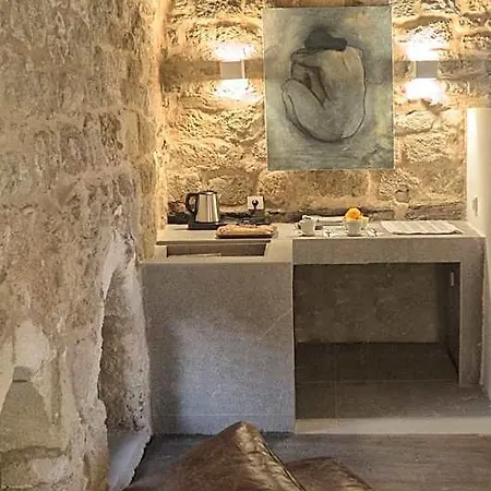 Trinity Boutique Hotel 3*