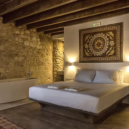 Otel Trinity Boutique 3*